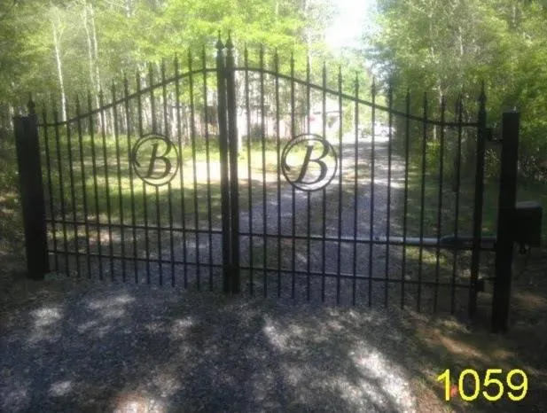 Gate 1059
